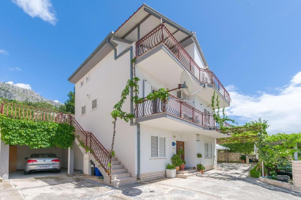 Villa Maria Йесенице Екстериор снимка